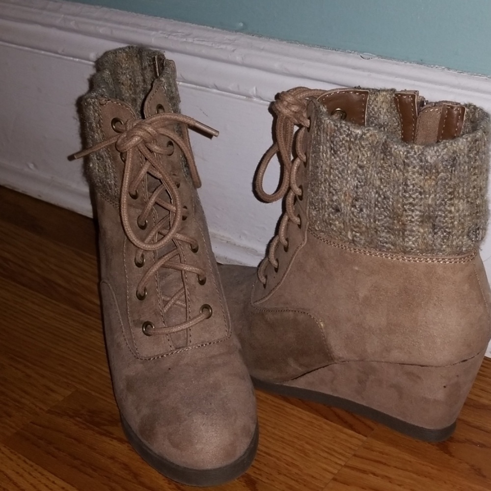 Bootie - Picture 2 of 4
